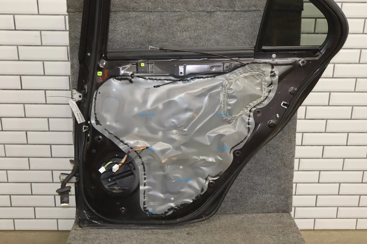 08-15 Mitsubishi EVO X Right Rear Door OEM Phantom Black - Image 4