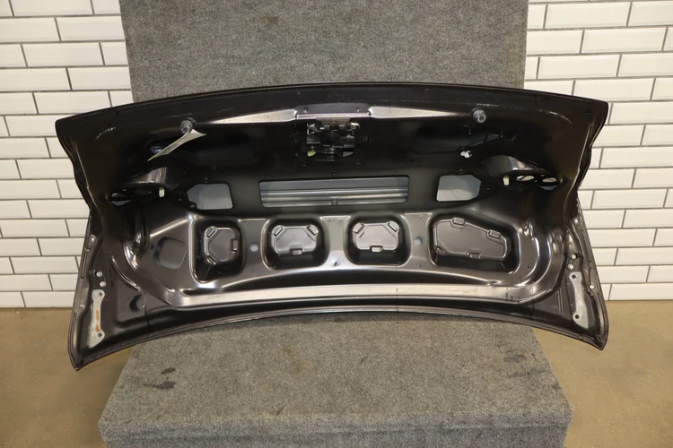 08-15 Mitsubishi EVO X Trunk Lid Decklid OEM Phantom Black U02 Passive Entry - Image 13