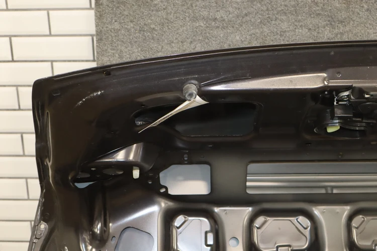 08-15 Mitsubishi EVO X Trunk Lid Decklid OEM Phantom Black U02 Passive Entry - Image 12