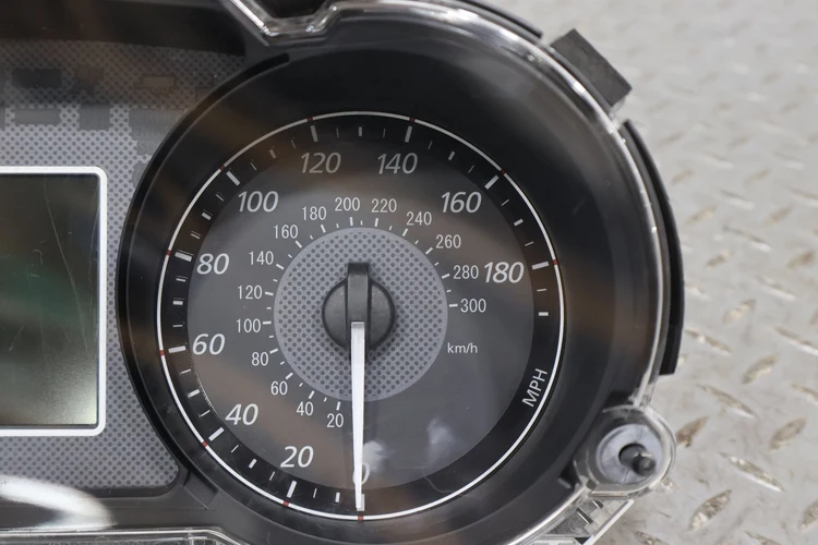 2008 Mitsubishi Lancer- Speedometer - Image 10